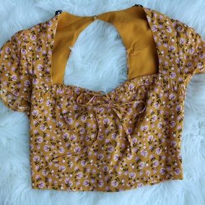 Floral Sweetheart Neck Crop Top